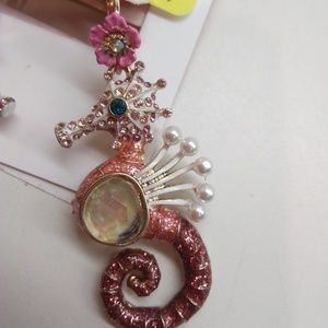 Betsey Johnson Jewelry - Betsey Johnson New Magenta Seahorse Earrings Betsey Johnson Jewelry - Betsey Johnson New Magenta Seahorse Earrings